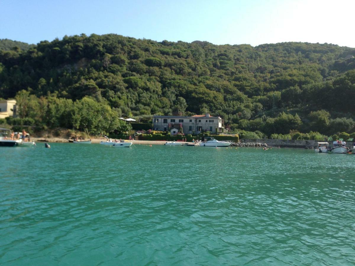 Minisuite Lerici Eksteriør billede